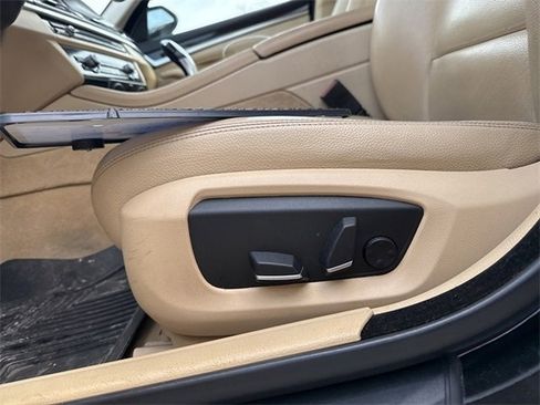 Used 2015 BMW 528i xDrive Sedan image 7