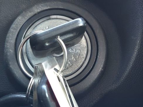 Used 2013 Nissan Xterra PRO-4X w/ Pro-4x Leather Pkg image 27