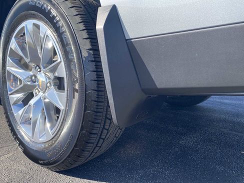 New 2026 Chevrolet Suburban Premier w/ Sun And Tow Package image 35