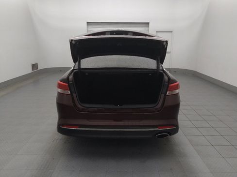 Used 2017 Kia Optima LX image 29