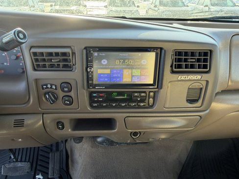 Used 2002 Ford Excursion Limited image 15