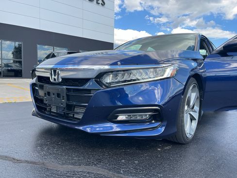 Used 2018 Honda Accord Touring image 50