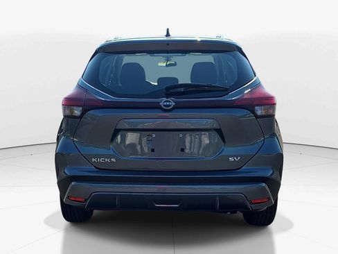 Used 2024 Nissan Kicks SV FWD image 7