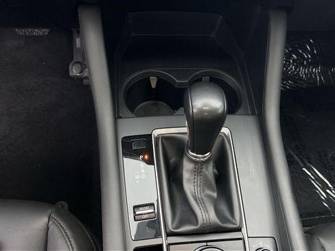 Used 2021 MAZDA MAZDA3 s image 22