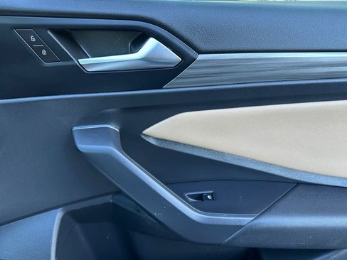 Used 2019 Volkswagen Jetta SEL image 17