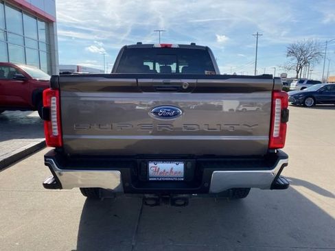 Used 2023 Ford F350 Lariat w/ Lariat Ultimate Package image 3