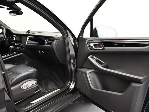 Used 2024 Porsche Macan S image 50