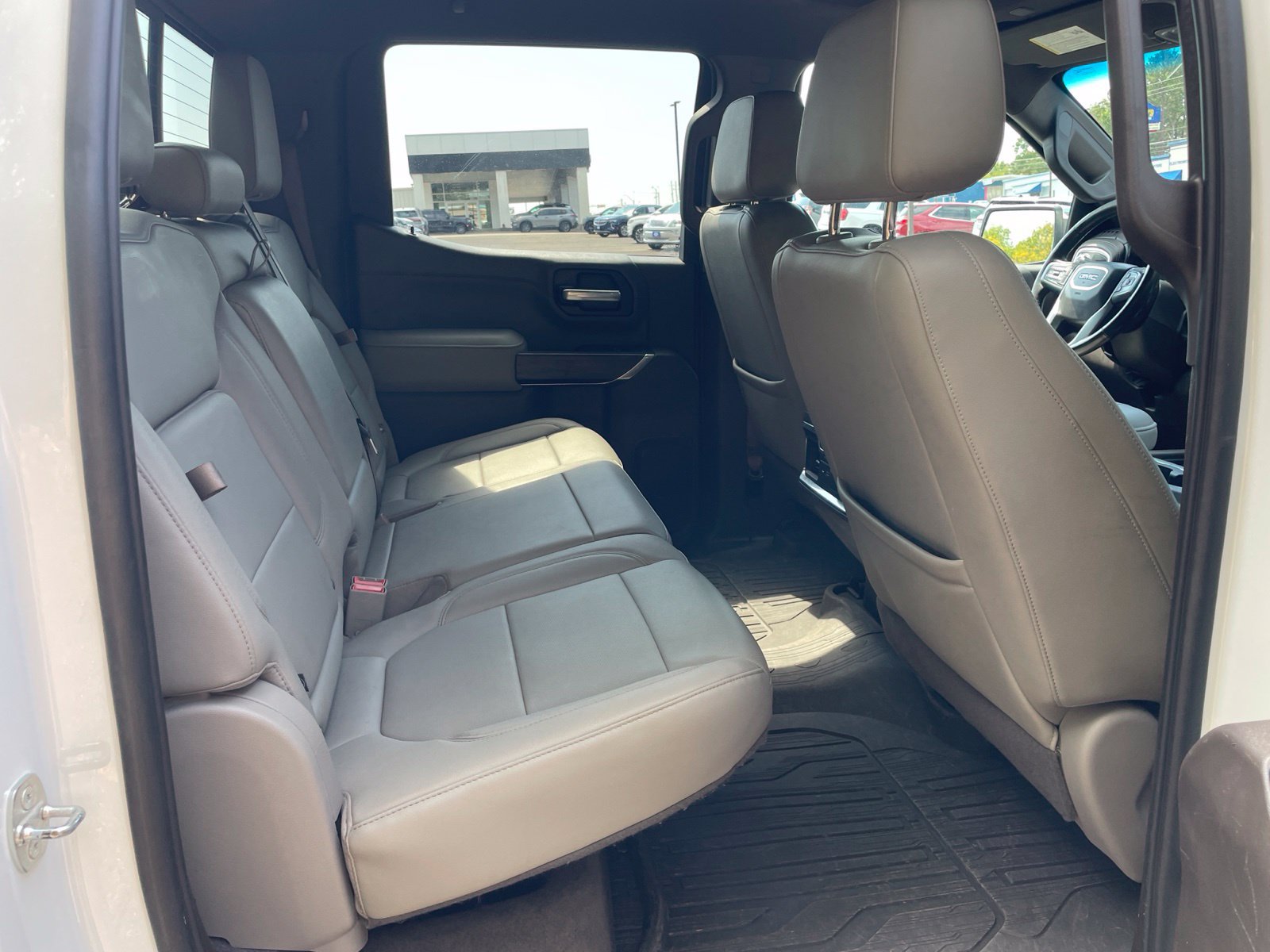 Used 2021 GMC Sierra 1500 SLT AWD/4WD image 37