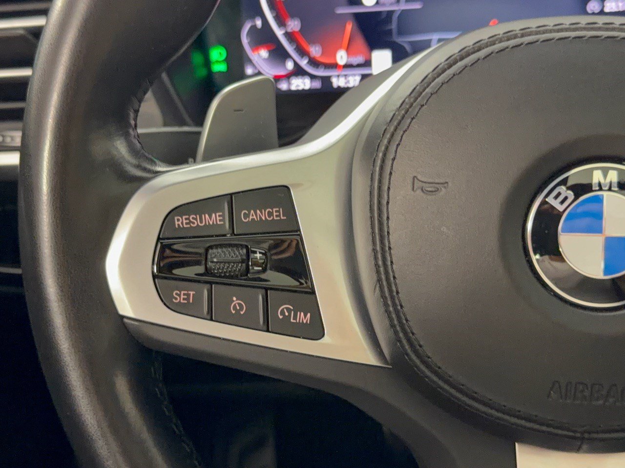 Used 2024 BMW X4 xDrive30i w/ M Sport Package AWD/4WD image 18