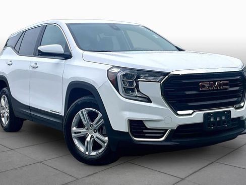 Used 2024 GMC Terrain SLE AWD/4WD image 3