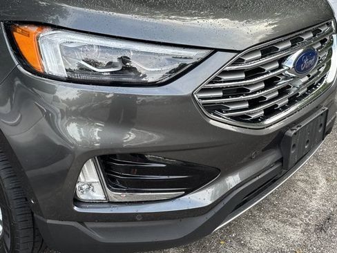Used 2020 Ford Edge Titanium w/ Equipment Group 301A FWD image 7