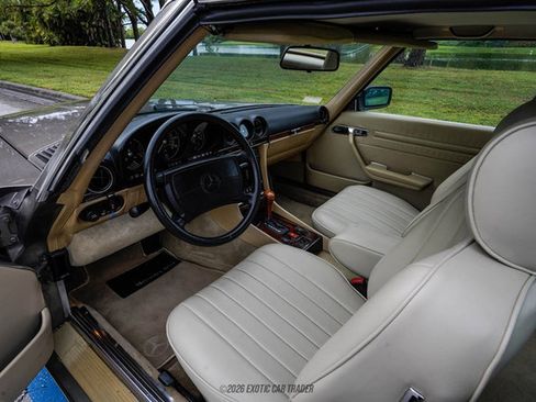 Used 1988 Mercedes-Benz 560 SL image 45