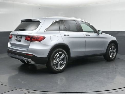 Used 2022 Mercedes-Benz GLC 300 4MATIC image 7
