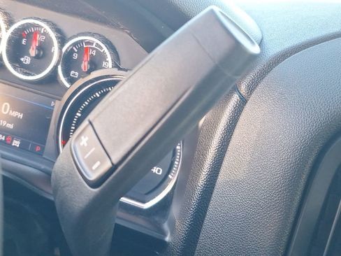 Used 2022 Chevrolet Silverado 1500 Custom w/ Safety Confidence Package image 38