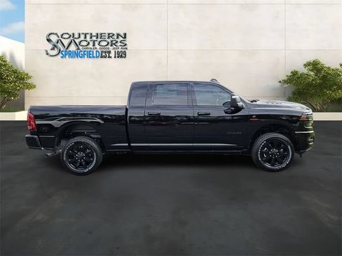 New 2025 RAM 2500 Laramie AWD/4WD image 6