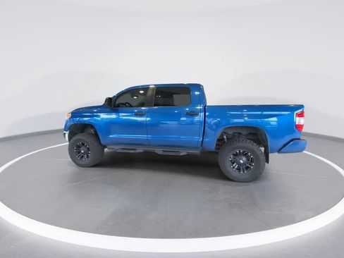 Certified 2017 Toyota Tundra SR5 w/ TRD Off Road Package AWD/4WD image 5