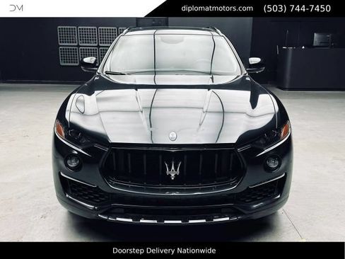Used 2022 Maserati Levante GT AWD/4WD image 11