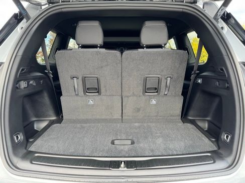 New 2025 Jeep Grand Cherokee L Laredo w/ Luxury Tech Group I image 33