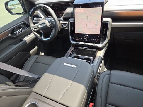 New 2026 GMC Yukon Denali w/ Denali Reserve Package AWD/4WD image 28