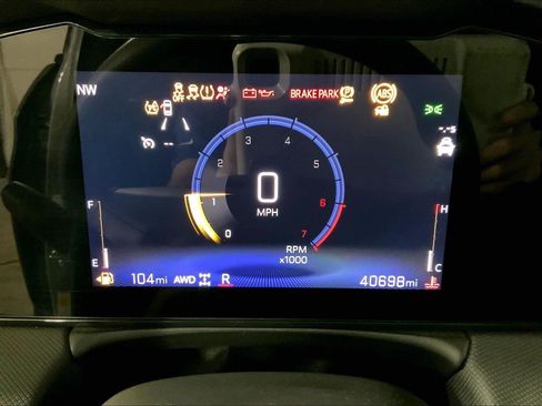 Used 2025 Chevrolet TrailBlazer LT AWD/4WD image 20