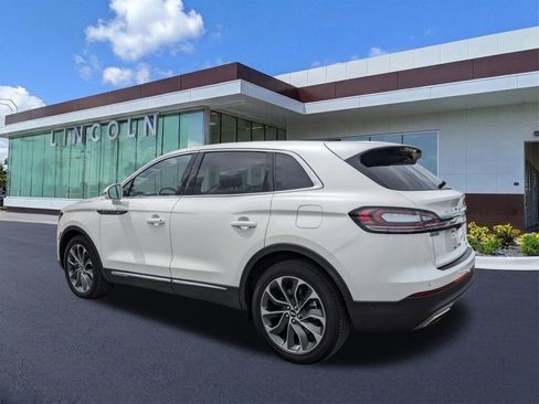 Certified 2023 Lincoln Nautilus Reserve w/ Equipment Group 201A image 9