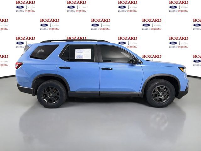 Used 2024 Honda Pilot TrailSport image 9
