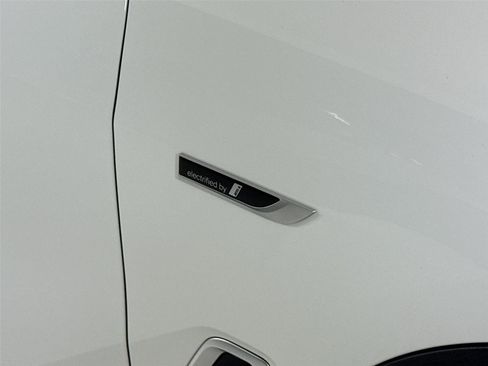 Used 2023 BMW X5 xDrive45e w/ Climate Comfort Package AWD/4WD image 36