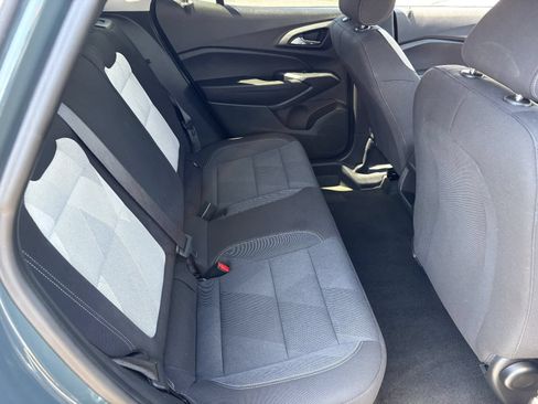 Used 2026 Chevrolet Trax LS FWD image 15
