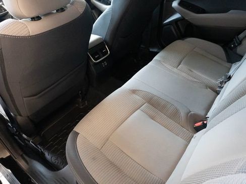 Used 2024 Subaru Outback Premium AWD/4WD image 18