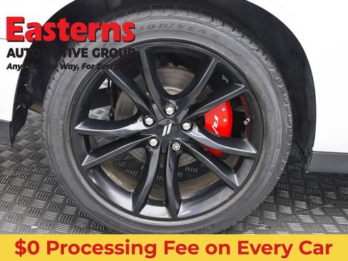 Used 2018 Dodge Challenger R/T w/ Blacktop Package RWD image 28
