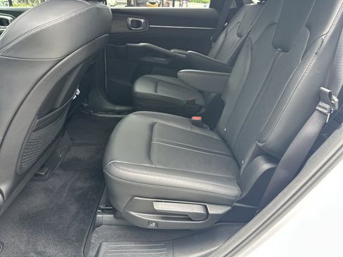 Certified 2024 Kia Sorento SX AWD/4WD image 25