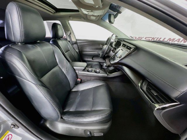 Used 2016 Toyota Avalon XLE Premium FWD image 38