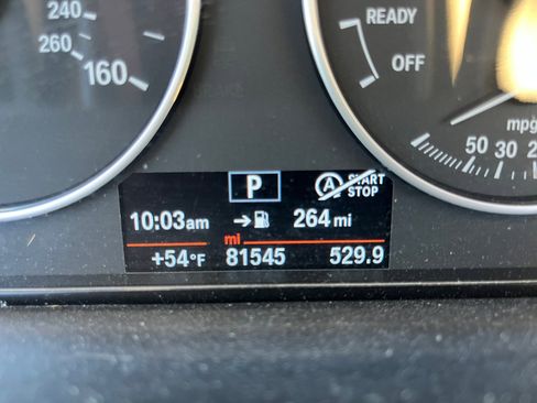 Used 2016 BMW 320i Sedan image 2