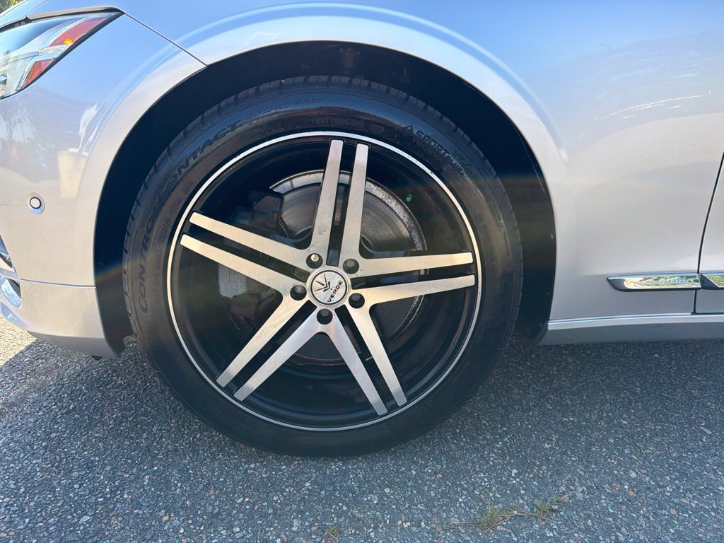 Used 2018 Volvo S90 T6 Inscription w/ Convenience Package AWD/4WD image 20