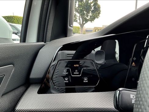 New 2025 Volkswagen GTI Autobahn image 15