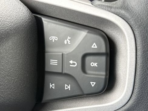 New 2025 Ford Bronco Badlands image 30