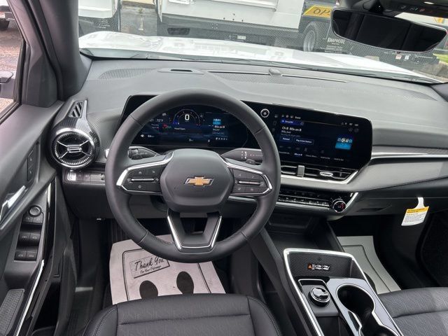 New 2026 Chevrolet Equinox LT w/ Convenience Package II FWD image 28