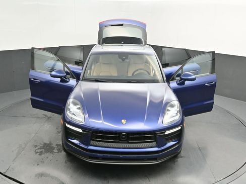 New 2026 Porsche Macan image 41