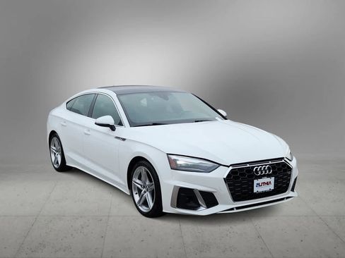 Used 2021 Audi A5 2.0T Premium image 2