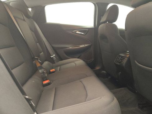 Used 2024 Chevrolet Malibu LT FWD image 19
