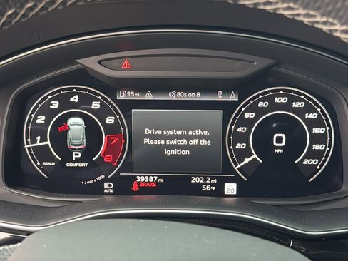 Used 2022 Audi RS Q8 image 18