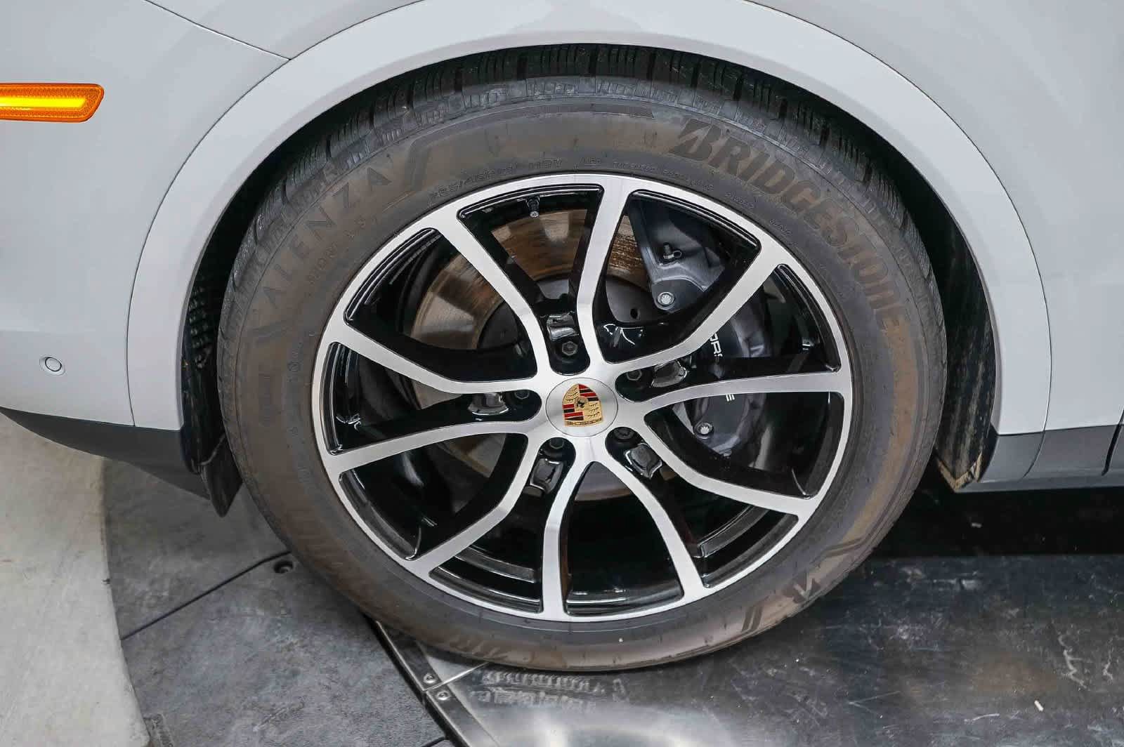 Certified 2026 Porsche Cayenne Coupe AWD/4WD image 14