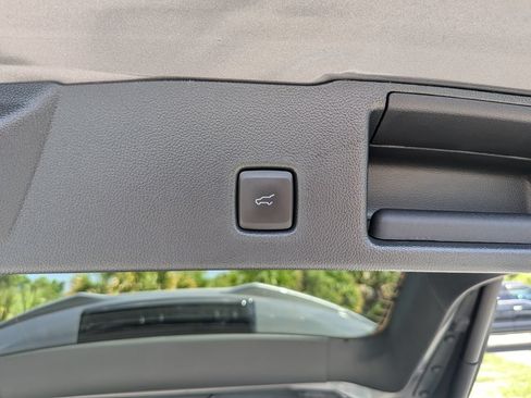 Certified 2023 Ford Escape ST-Line w/ Tech Pack #1 FWD image 16