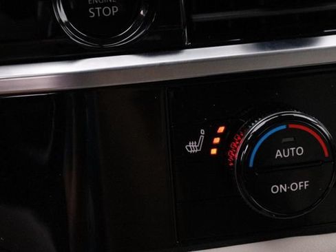 Certified 2025 Nissan Pathfinder SL AWD/4WD image 21