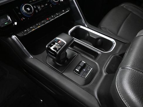 Used 2022 GMC Sierra 1500 Denali image 38