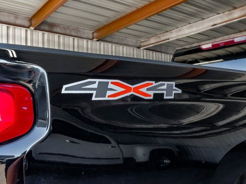 Used 2024 Chevrolet Silverado 2500 W/T image 54