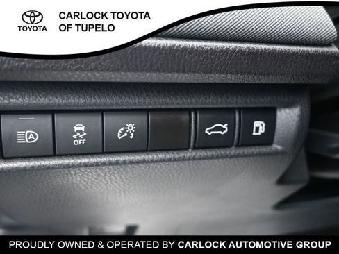 Used 2025 Toyota Camry LE image 18