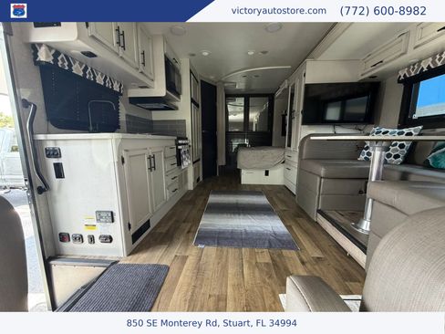 Used 2021 Ford E-450 and Econoline 450 Super Duty w/ Motorhome Prep Package RWD image 34