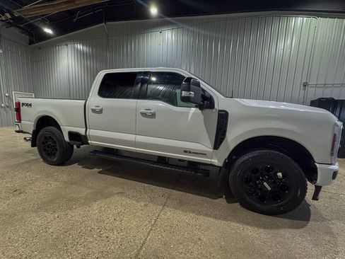 Used 2024 Ford F250 Lariat w/ Lariat Ultimate Package AWD/4WD image 7