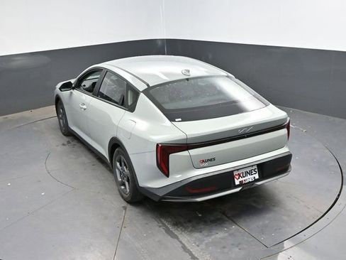 Used 2025 Kia K4 FWD image 44